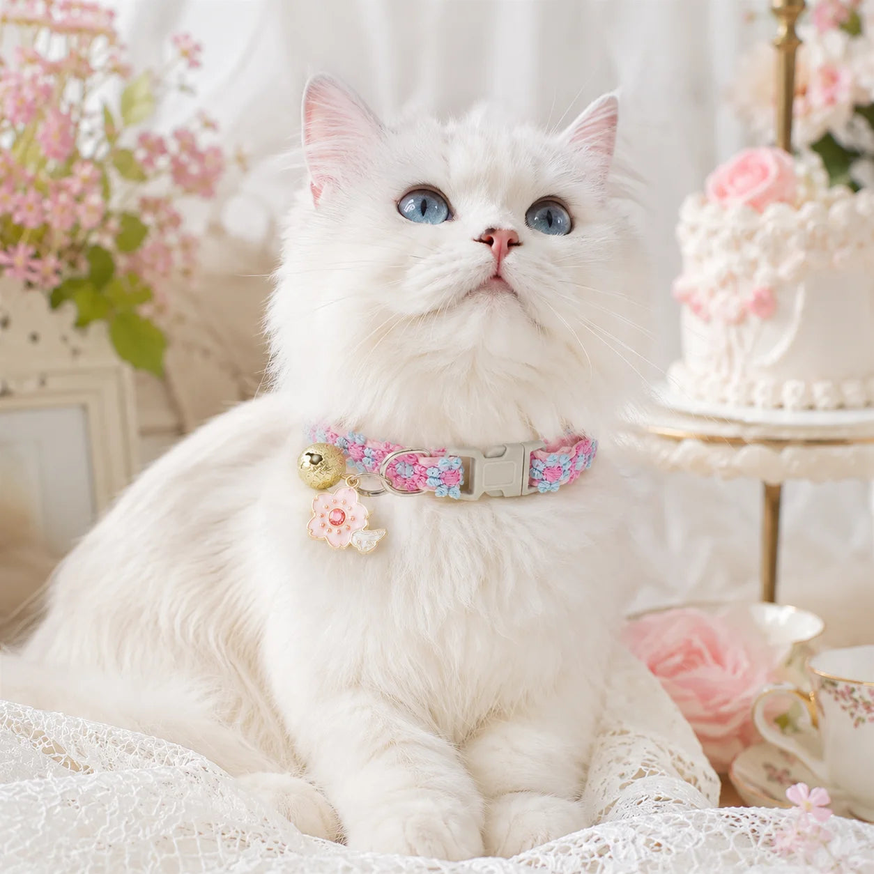 Spring Summer Soft Lace Flower Pet Collar Adjustable Breakaway Buckle Pet Neck Collar With Bell Floral Pendant For Cats Small Dogs 3 Colors Pink White Purple Optional